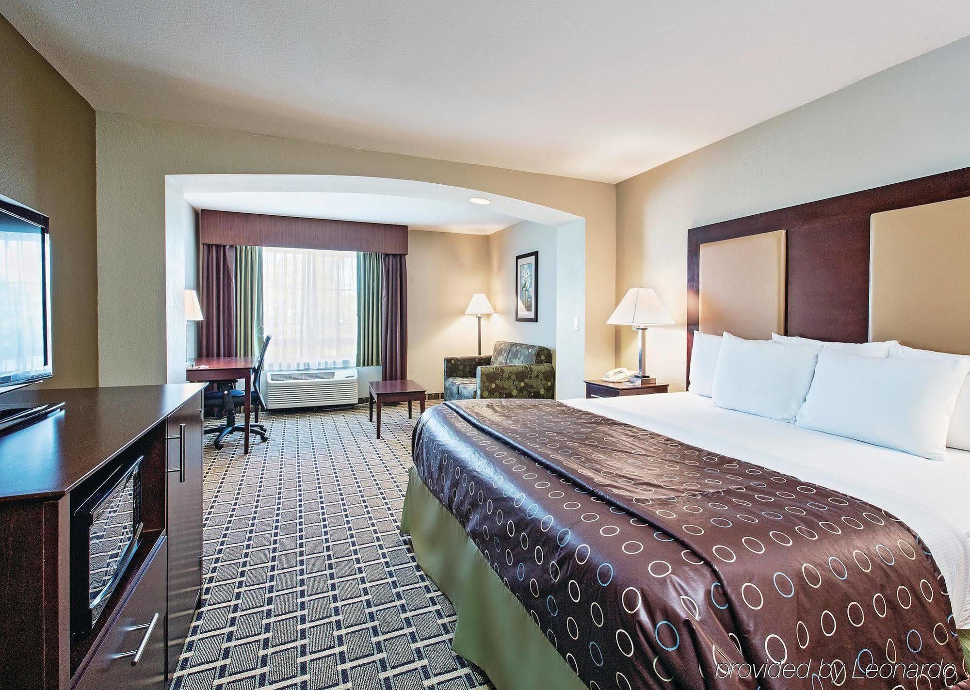 Отель La Quinta By Wyndham Lancaster Smoketown  Экстерьер фото